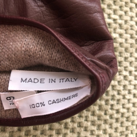 Coach leather gloves - Picture 3 of 10